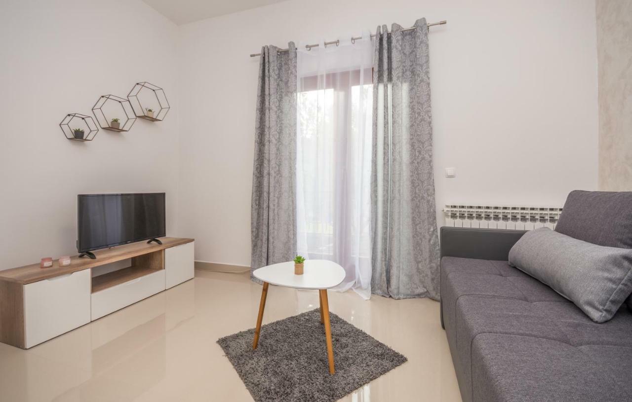 Apartments Kekel Biograd Na Moru Exterior foto